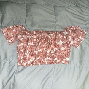 NWT Abercrombie & Fitch off shoulder crop top blouse size M